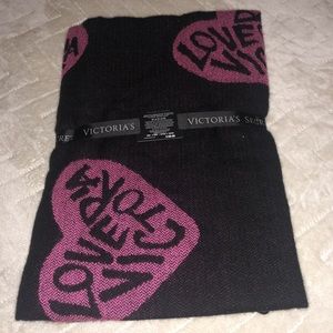 VICTORIA SECRET BLANKET